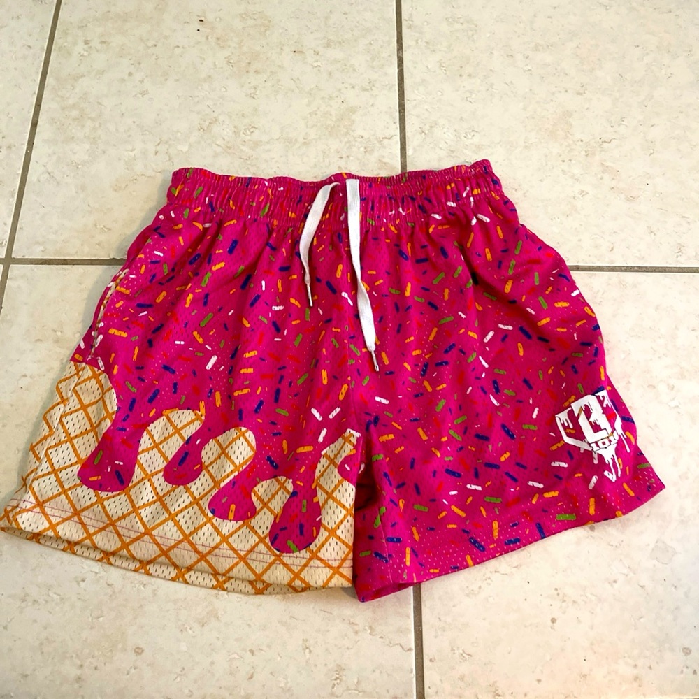 Baseball Lifestyle 101 Men's Size M Ice Cream Drip Shorts Strawberry Pink